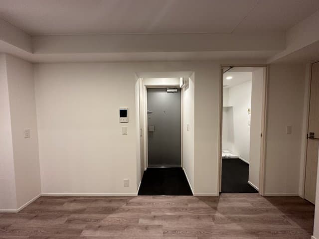 Room image 14