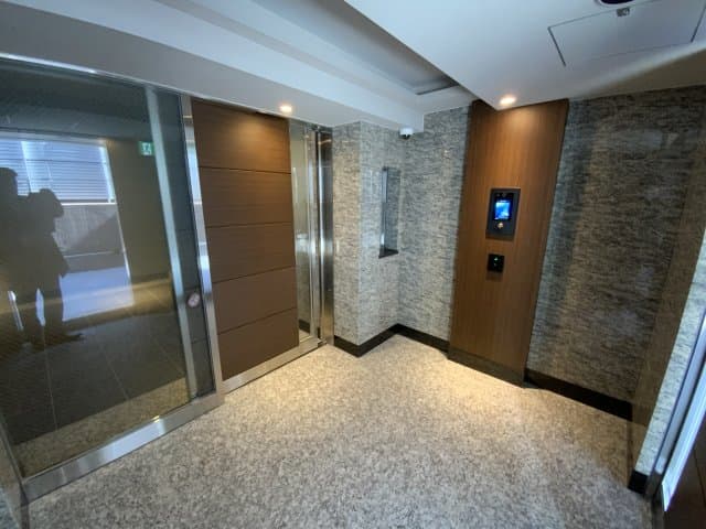 Room image 16