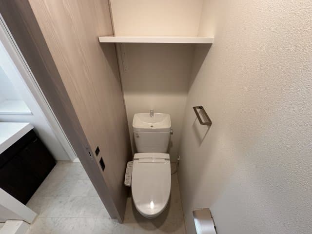 Room image 12