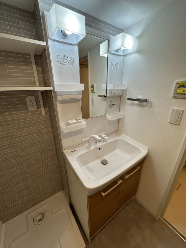 Room image 14