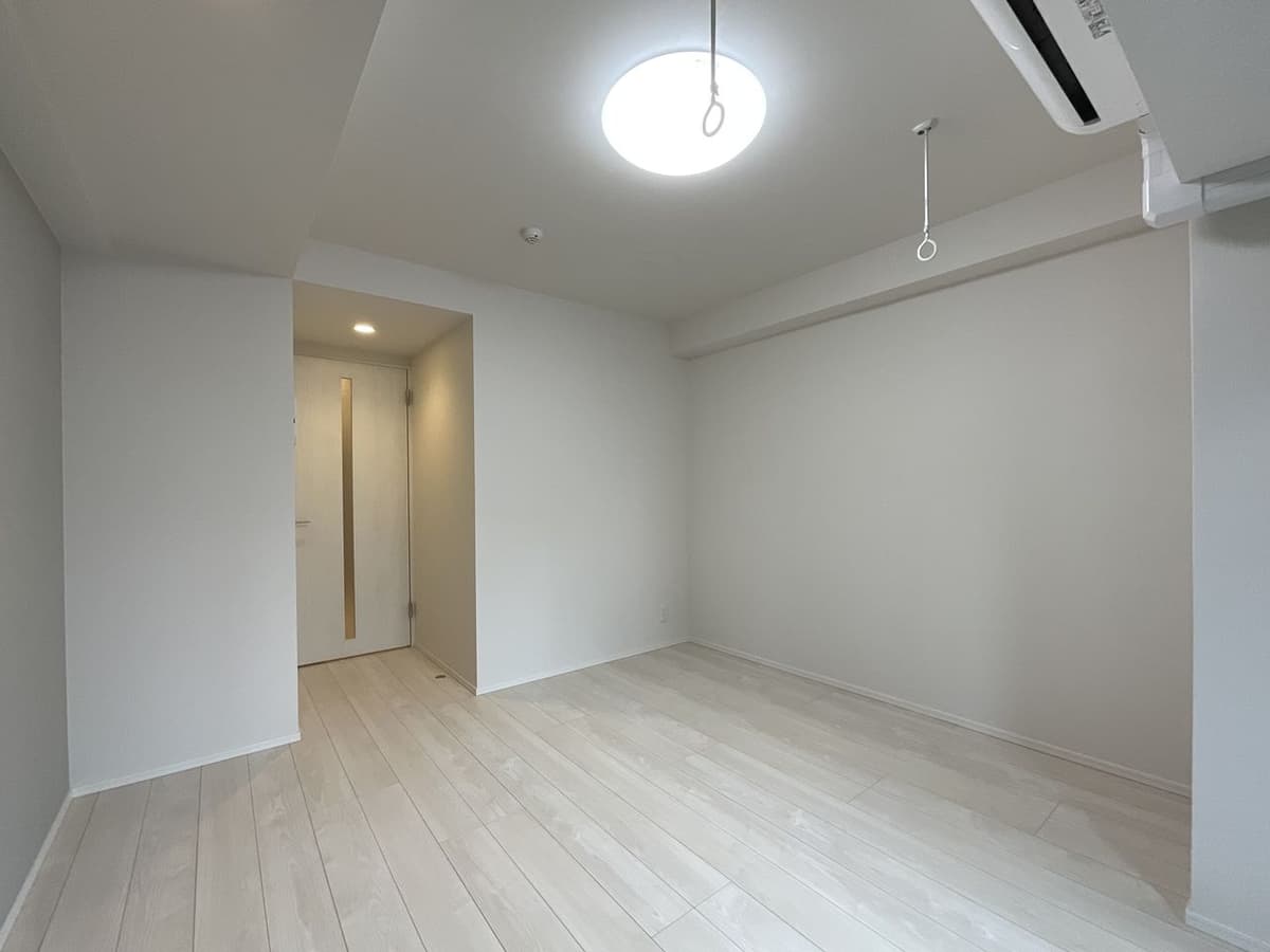 Room image 14