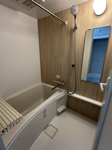 Room image 8