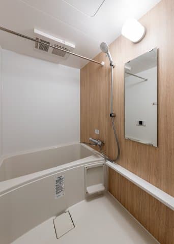 Room image 8