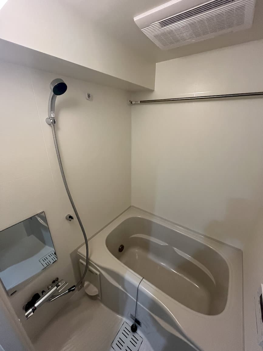 Room image 12