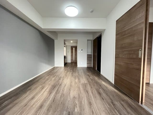 Room image 15