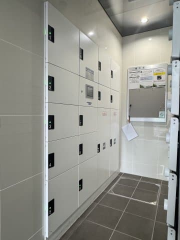 Room image 11