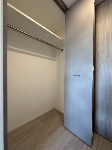 Room image 14