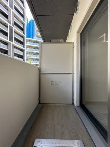 Room image 16