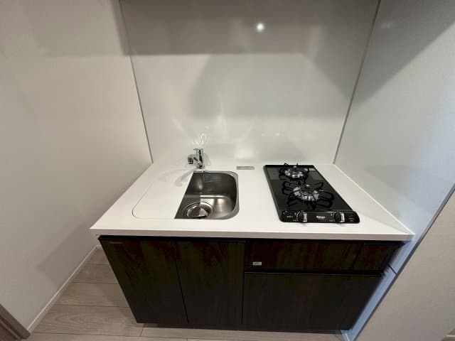 Room image 8