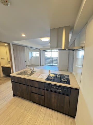 Room image 15