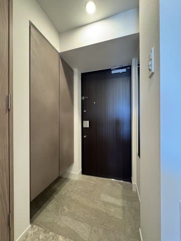 Room image 16