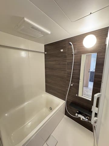 Room image 9