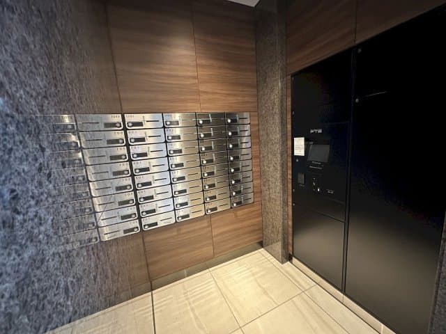 Room image 15