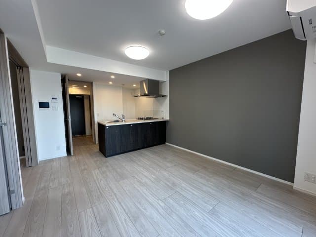 Room image 14