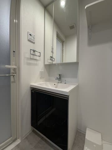 Room image 14