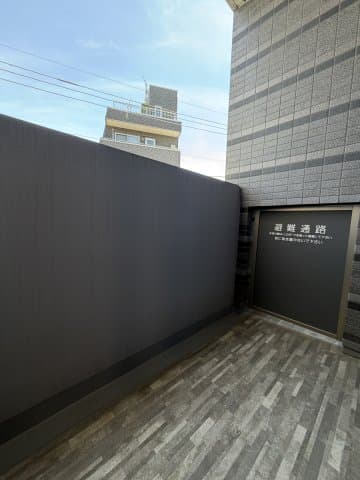 Room image 16