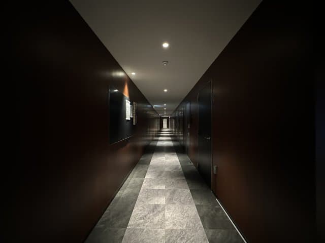 Room image 10