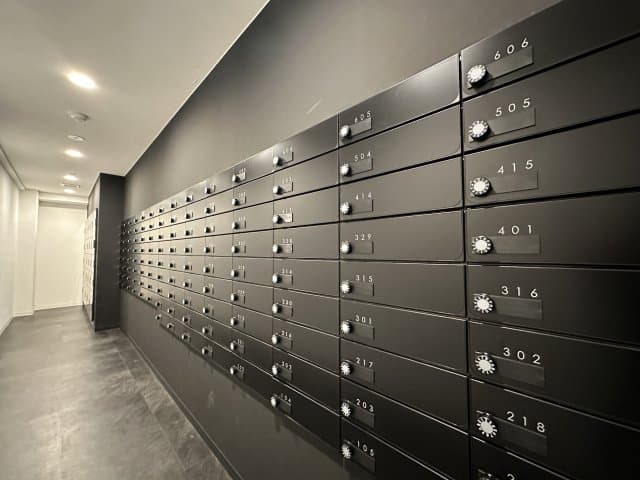 Room image 11