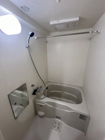 Room image 10