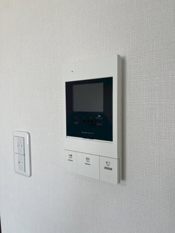 Room image 15