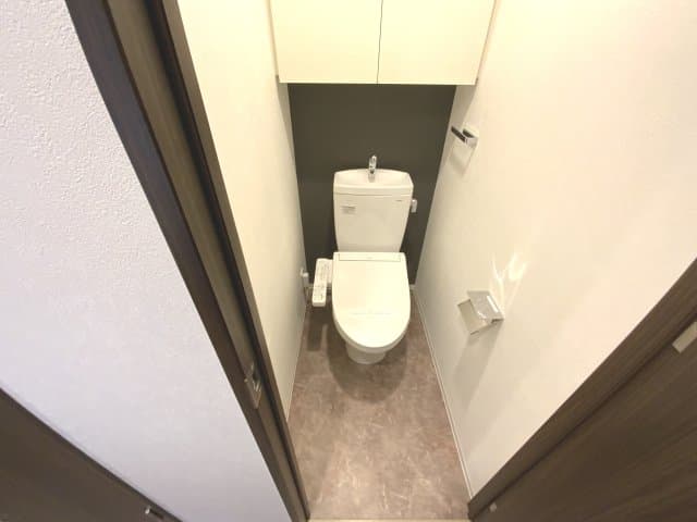 Room image 9