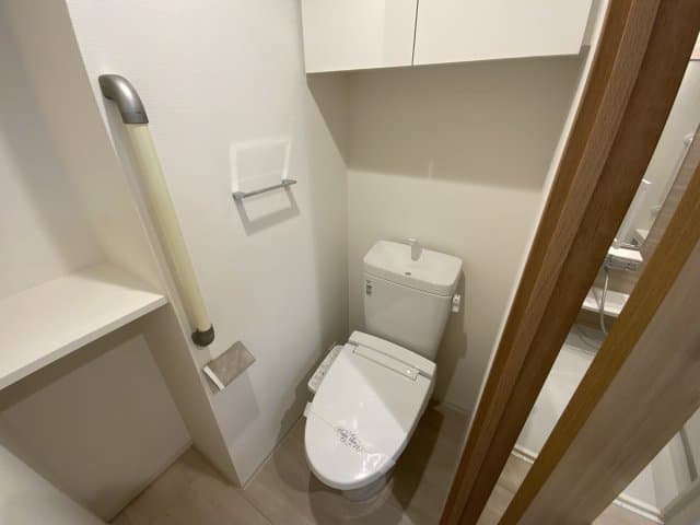 Room image 9
