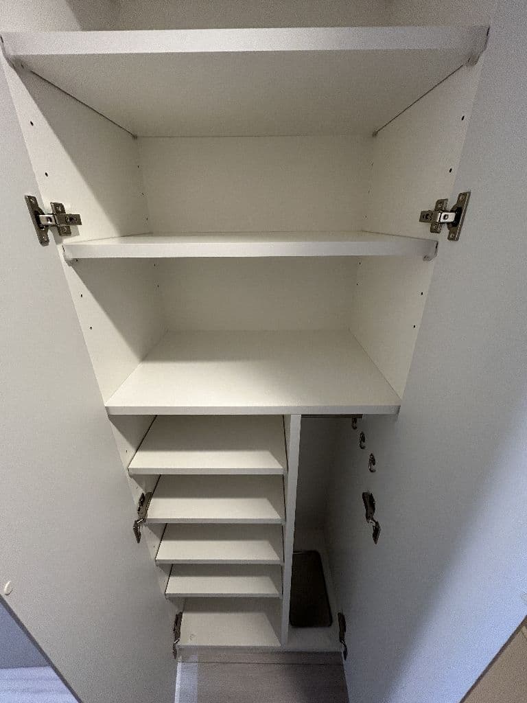 Room image 13