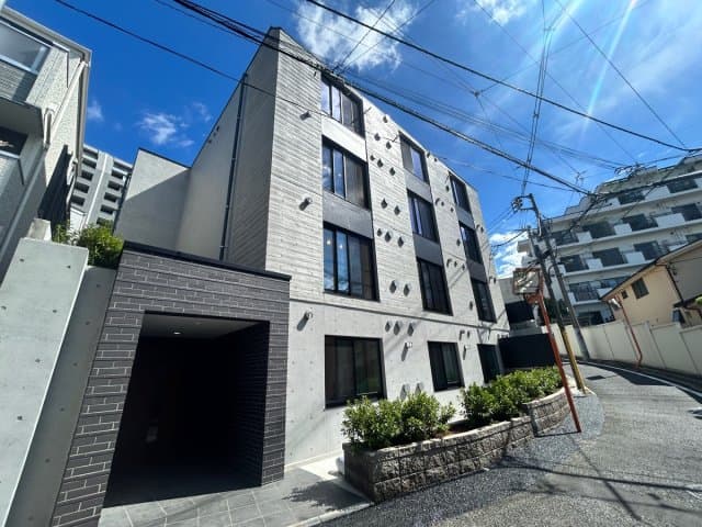 Main Image