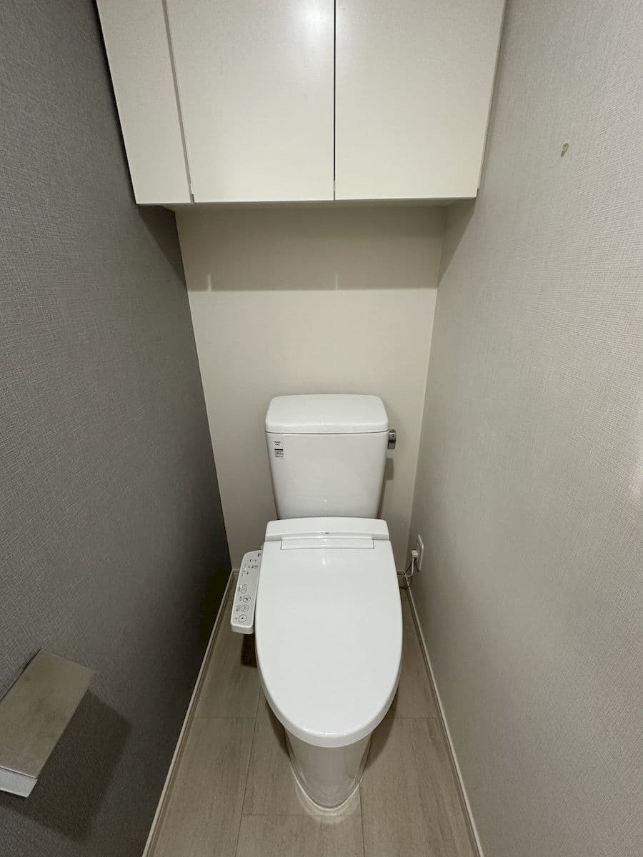 Room image 10