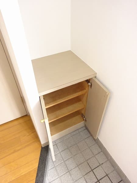 Room image 12