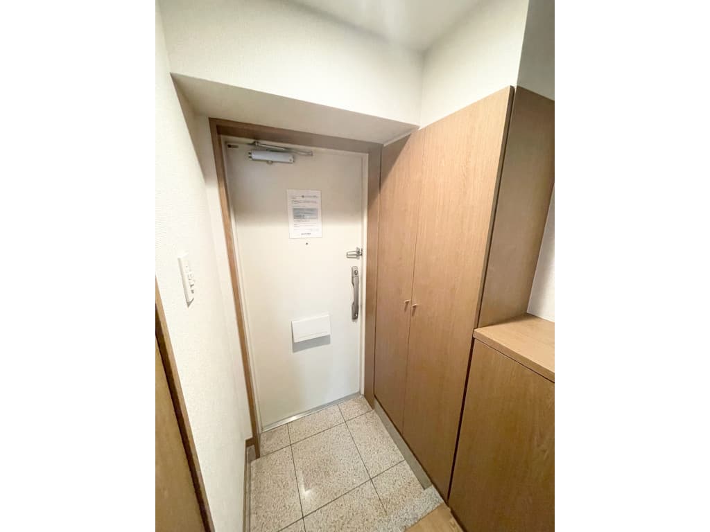 Room image 12