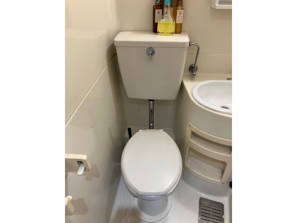 Room image 11