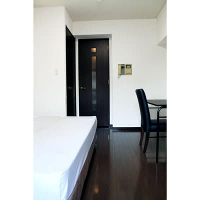 Room image 8