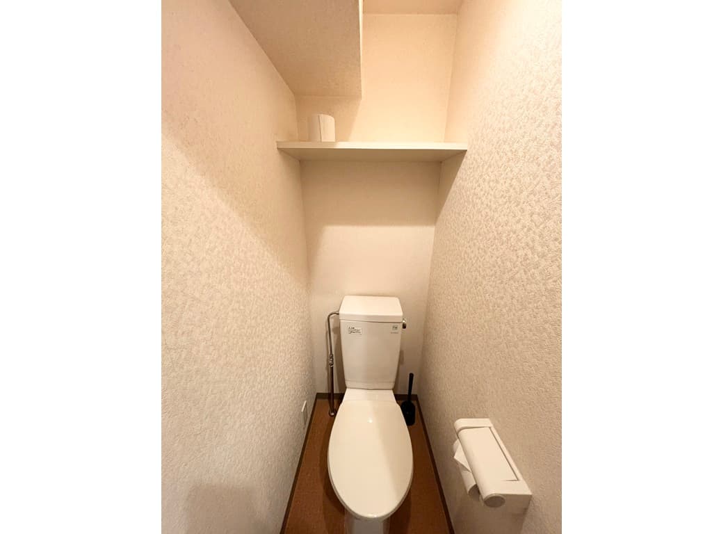 Room image 11