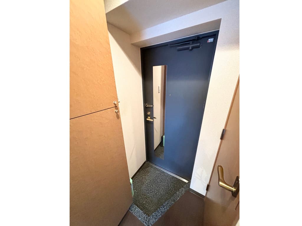 Room image 13