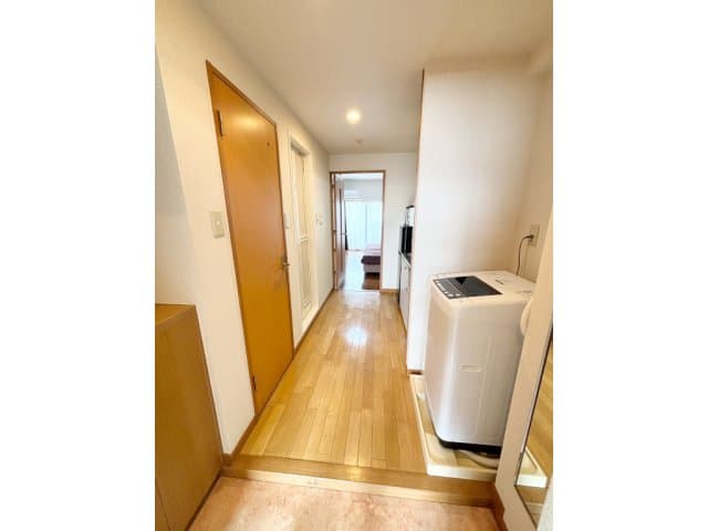 Room image 15