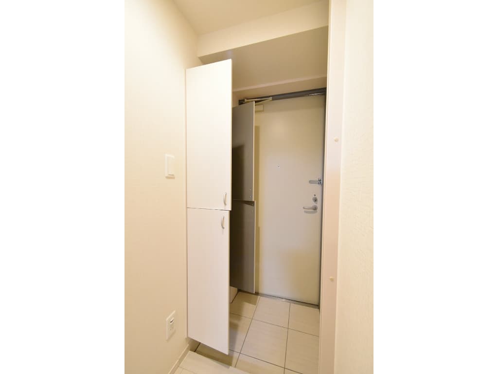 Room image 13