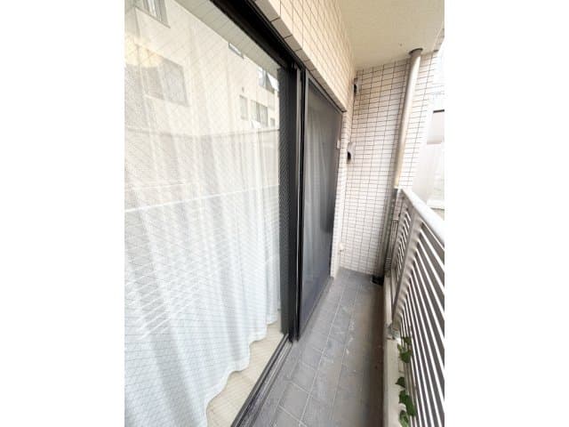 Room image 15