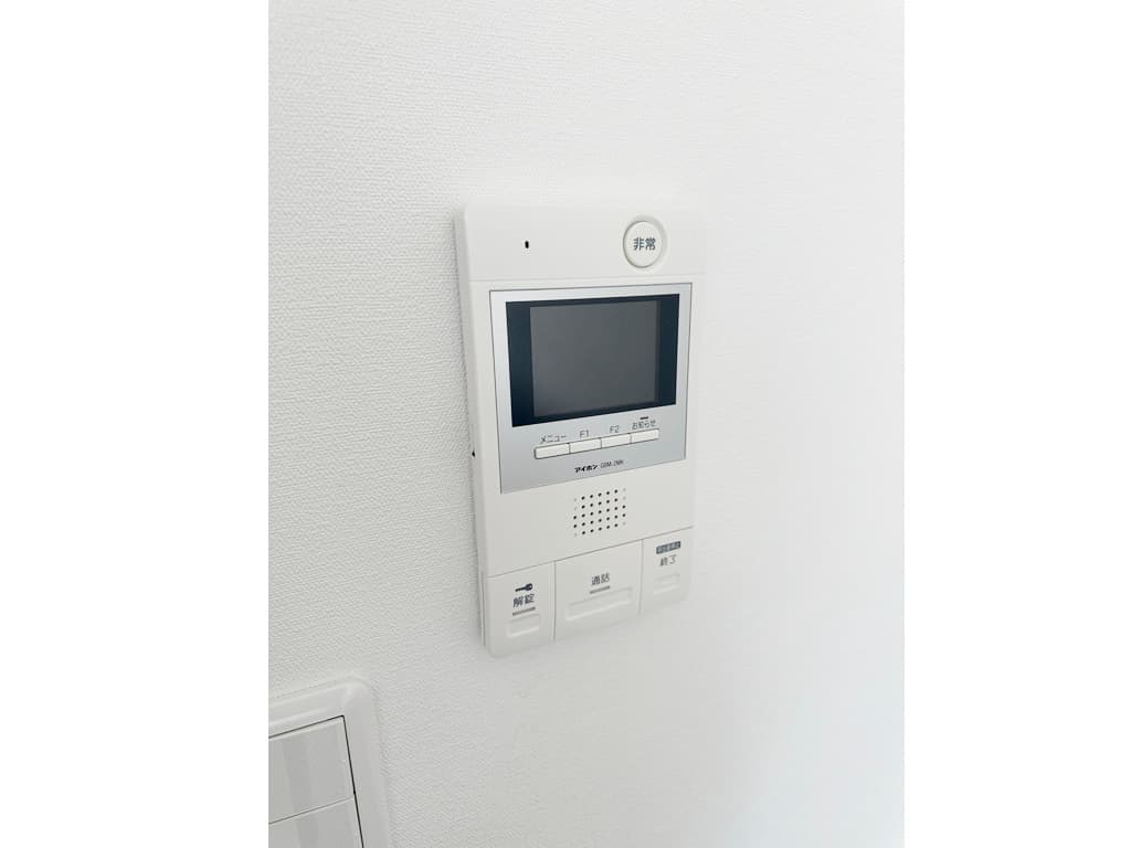 Room image 16