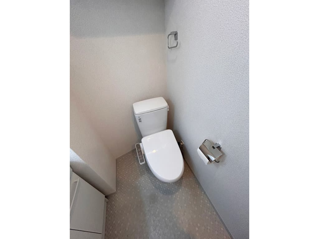 Room image 10