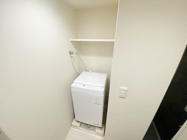 Room image 12