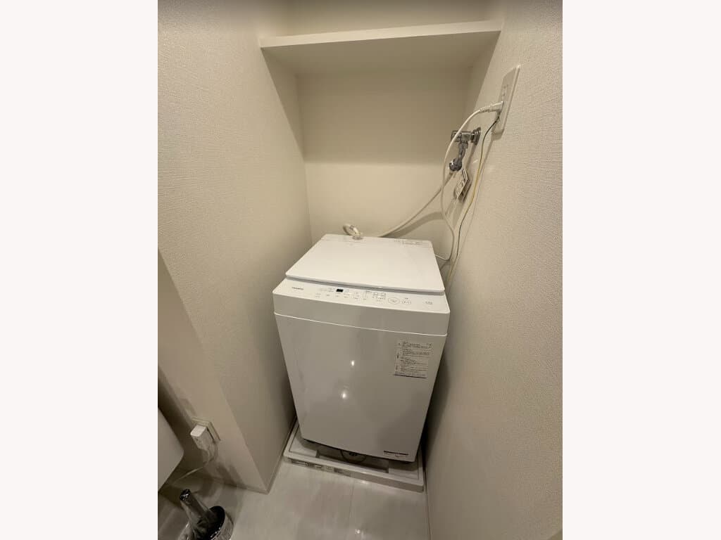 Room image 13
