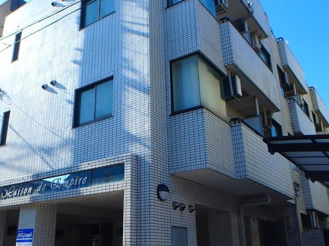 Main Image
