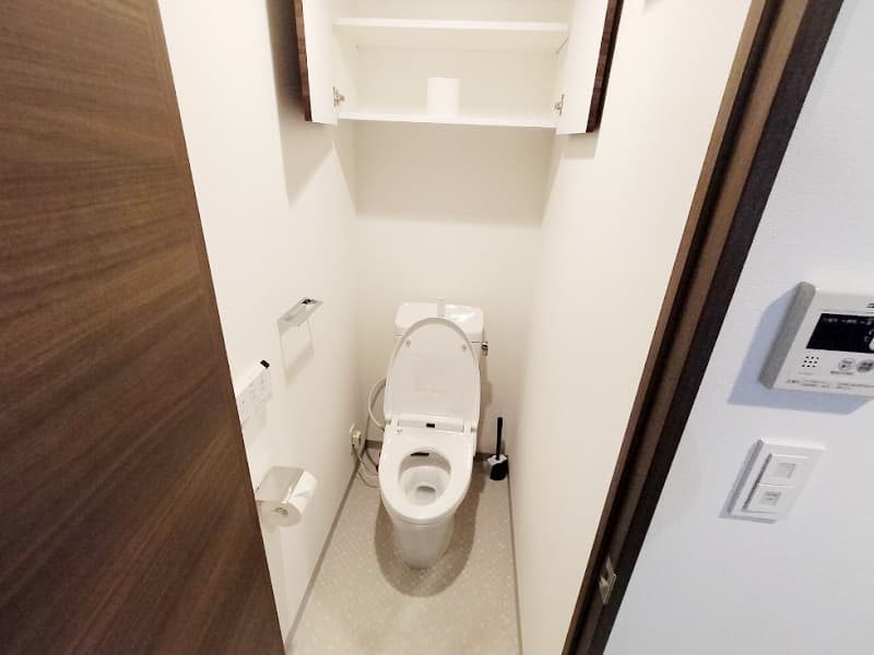 Room image 12