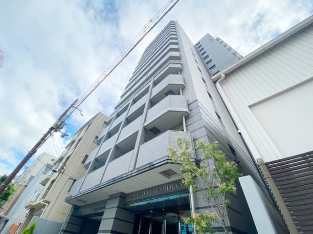 Main Image