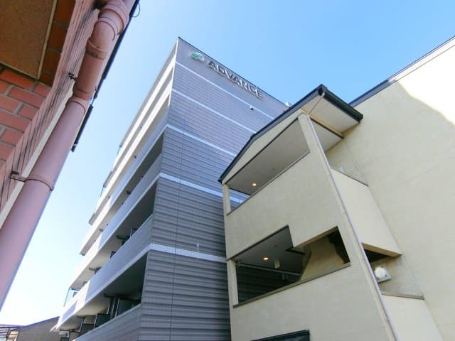 Main Image