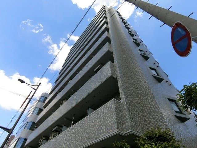 Main Image