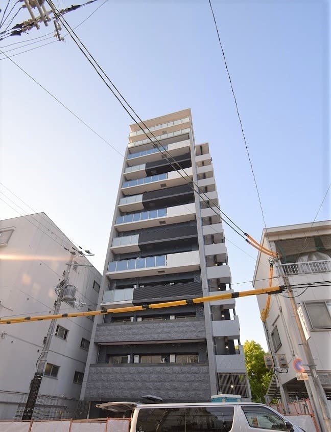 Main Image