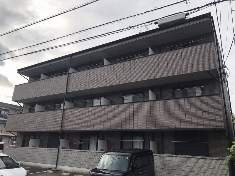 Main exterior of En Pleur Ferre Dernier Saganodancho