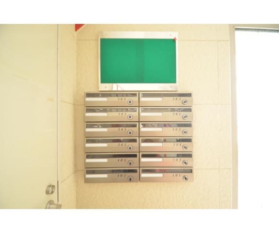 Room image 12